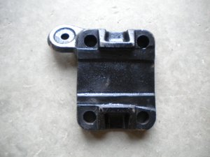LOWER RIGHT FRONT AXLE BRACKET, M35